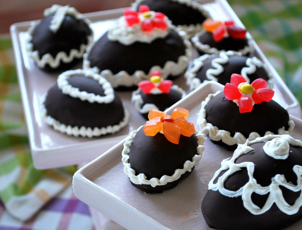 Image of the Chocolate Cake Eggs Recipe