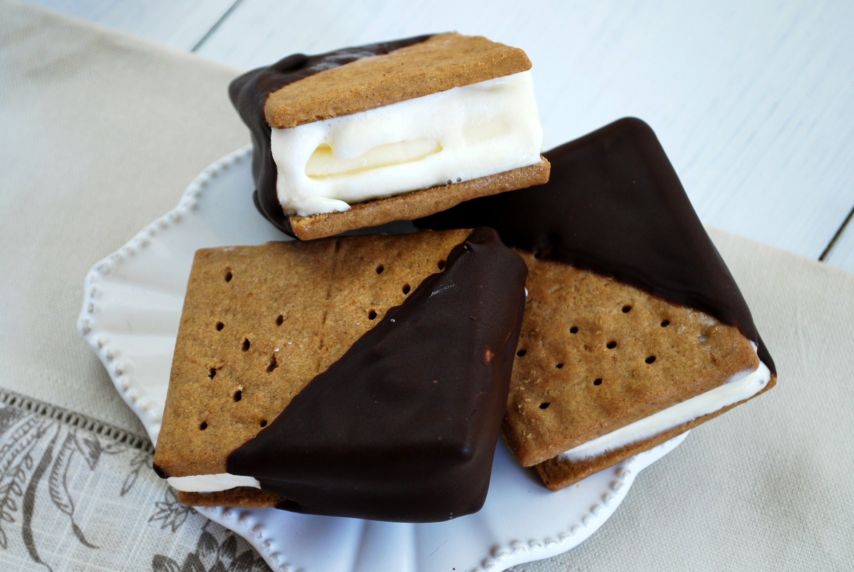 Image of the Graham Cracker Ice Cream Sandwiches Recipe
