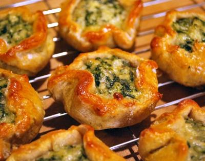Image of the Spinach and Artichoke Snack Bites Recipe